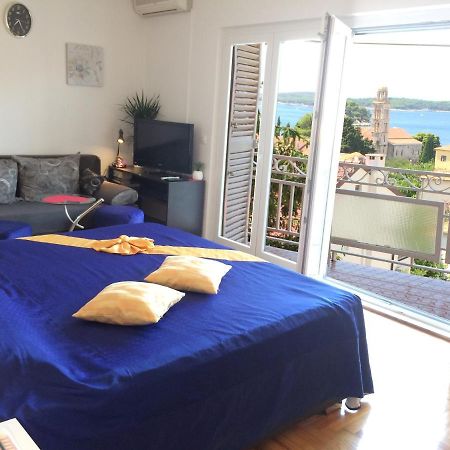 Apartment Elena 40 M2 With Beautiful Wide Sea Views 3 Stars Hvar Town Kültér fotó