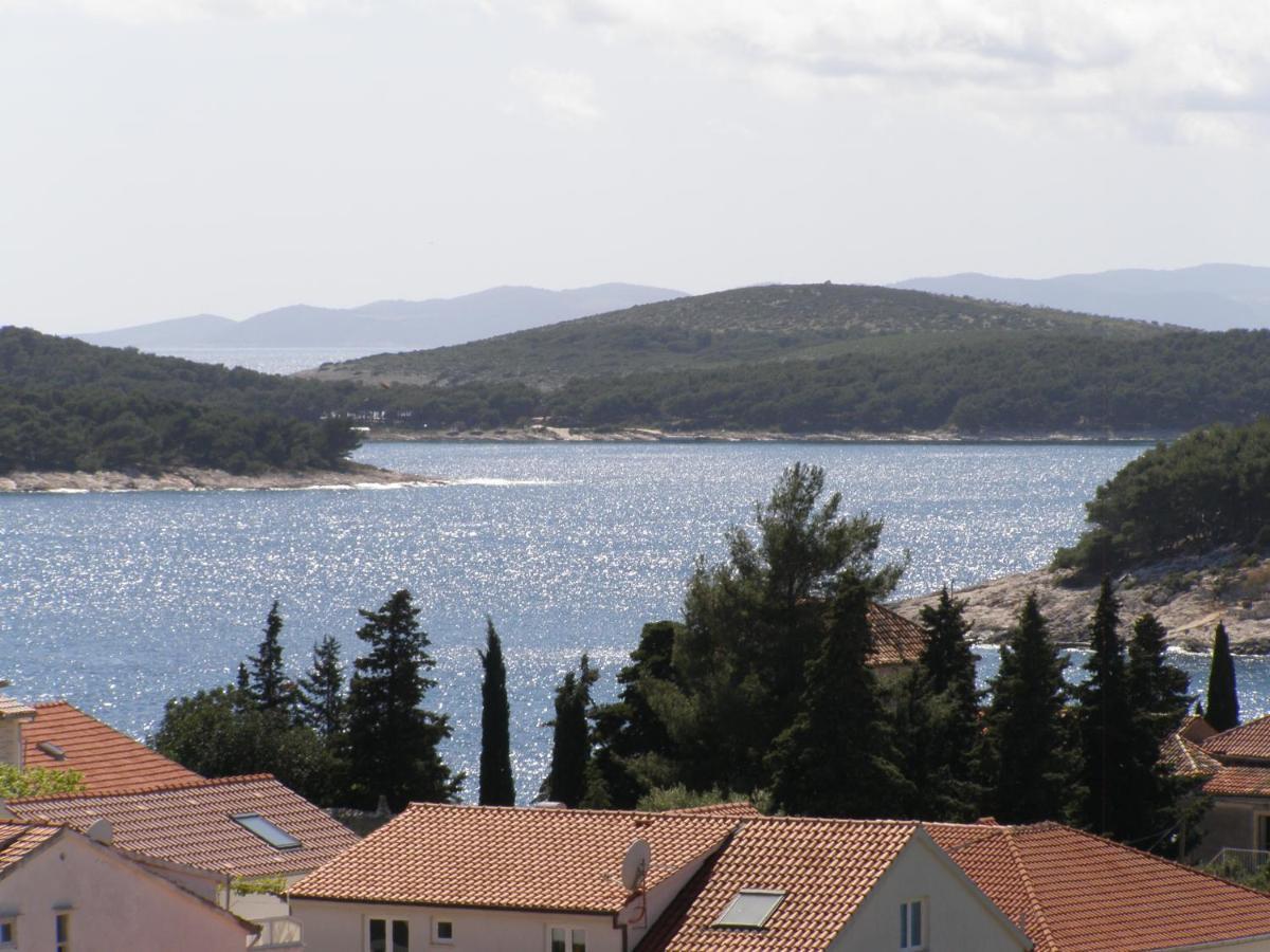 Apartment Elena 40 M2 With Beautiful Wide Sea Views 3 Stars Hvar Town Kültér fotó
