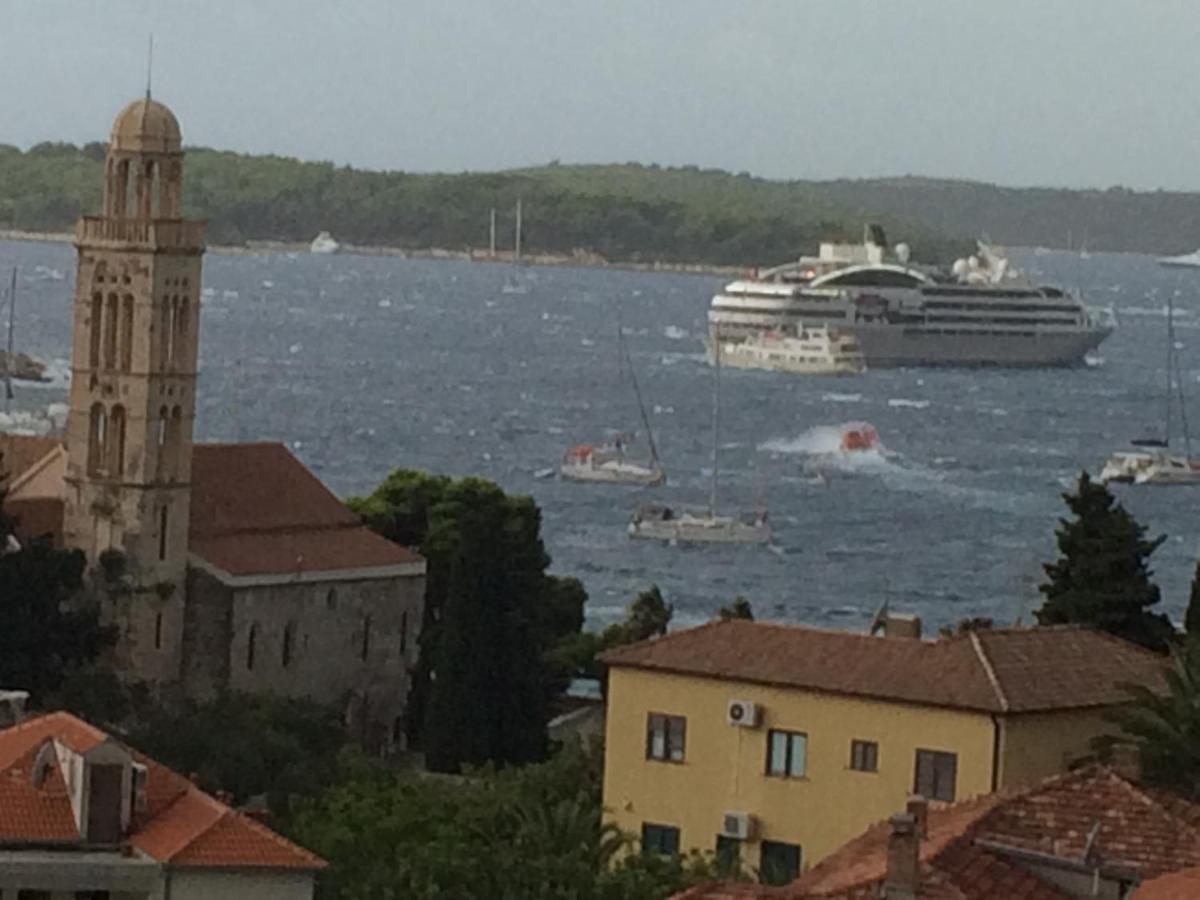 Apartment Elena 40 M2 With Beautiful Wide Sea Views 3 Stars Hvar Town Kültér fotó