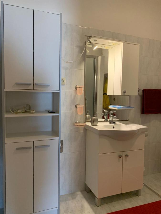 Apartment Elena 40 M2 With Beautiful Wide Sea Views 3 Stars Hvar Town Kültér fotó